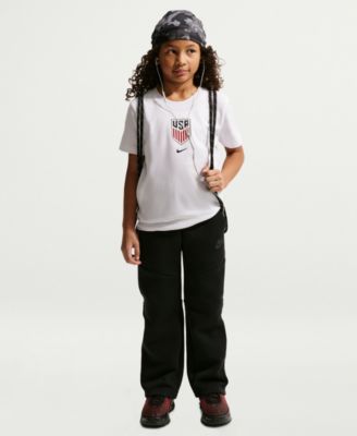 Nike - Boys' Round Neck Crest Soccer T-Shirt