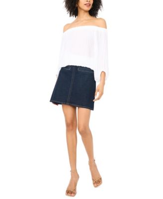Women's Off-The-Shoulder Pleated Blouse