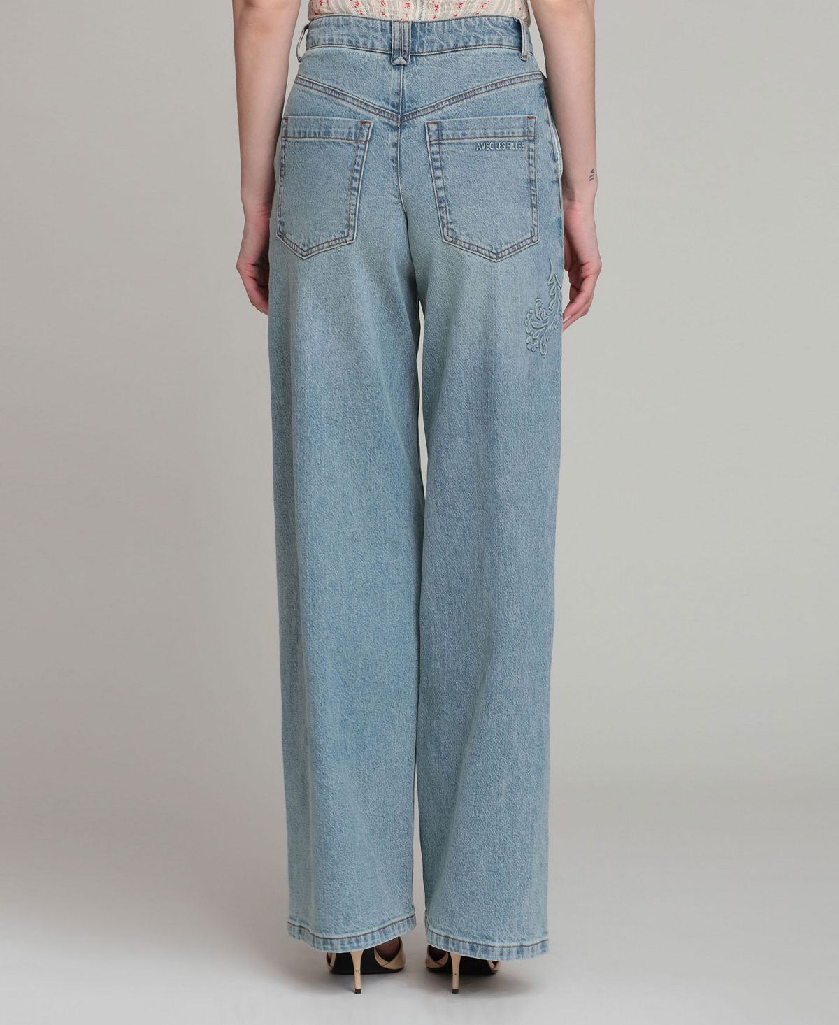 Avec Les Filles Women's Mid-Rise High Curve Jeans view 5 — MAYCSS fashion products