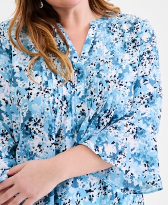 Plus Size Printed Pintucked Top