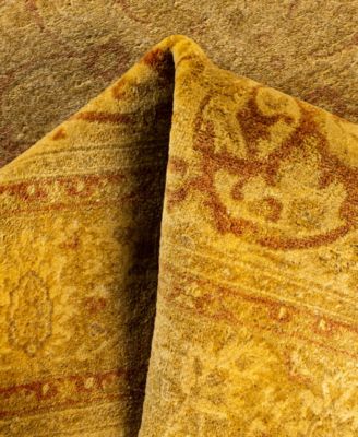 Fine Vibrance M1120 4' 6" x 6' 9" Area Rug