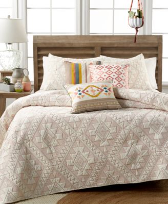 Martha Stewart Collection Canyonlands Quilts Only At Macy S Quilts   3607503 Fpx.tif