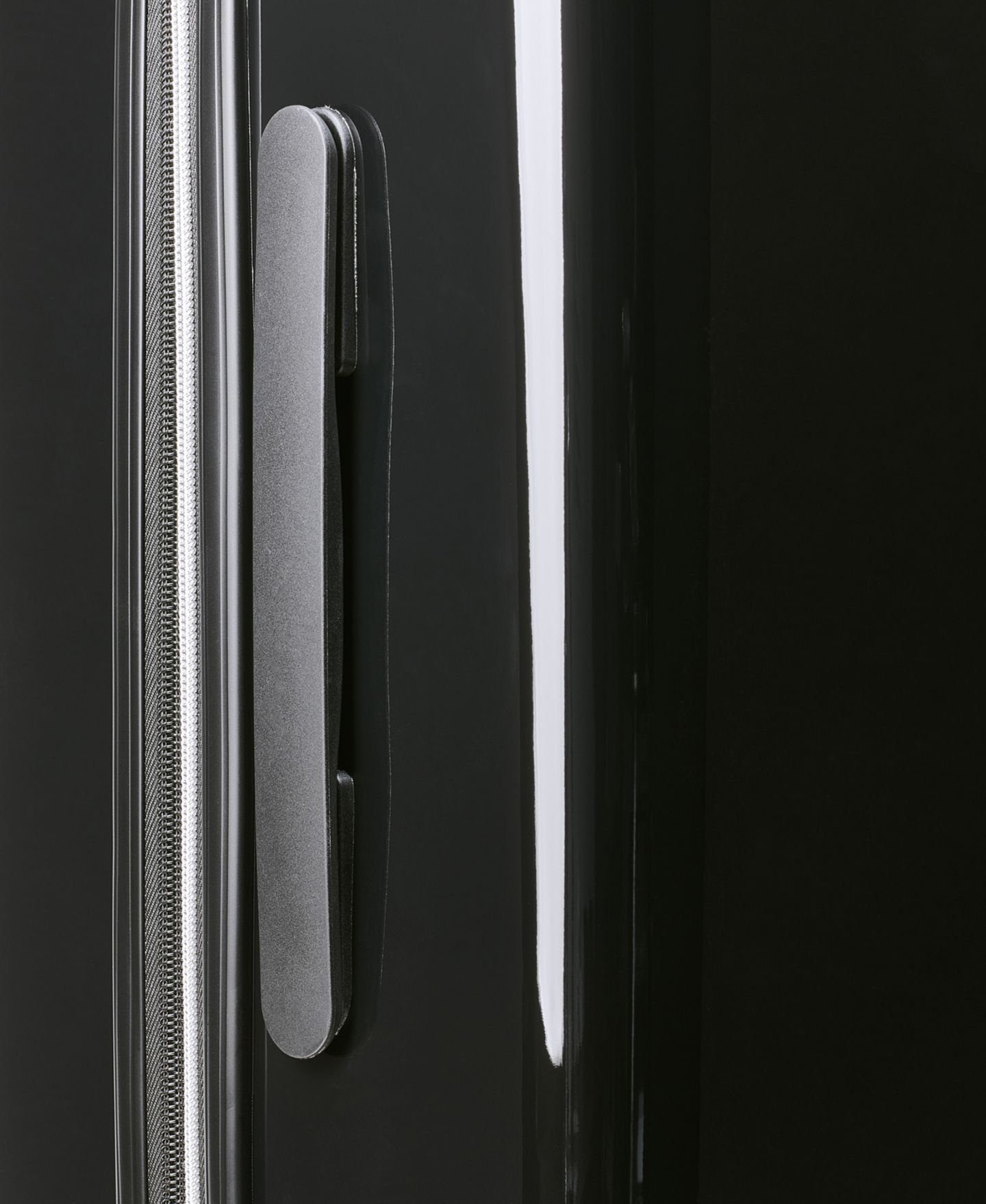 Чемодан KARL LAGERFELD PARIS Up in Paris Large Upright Suitcase — фото 8
