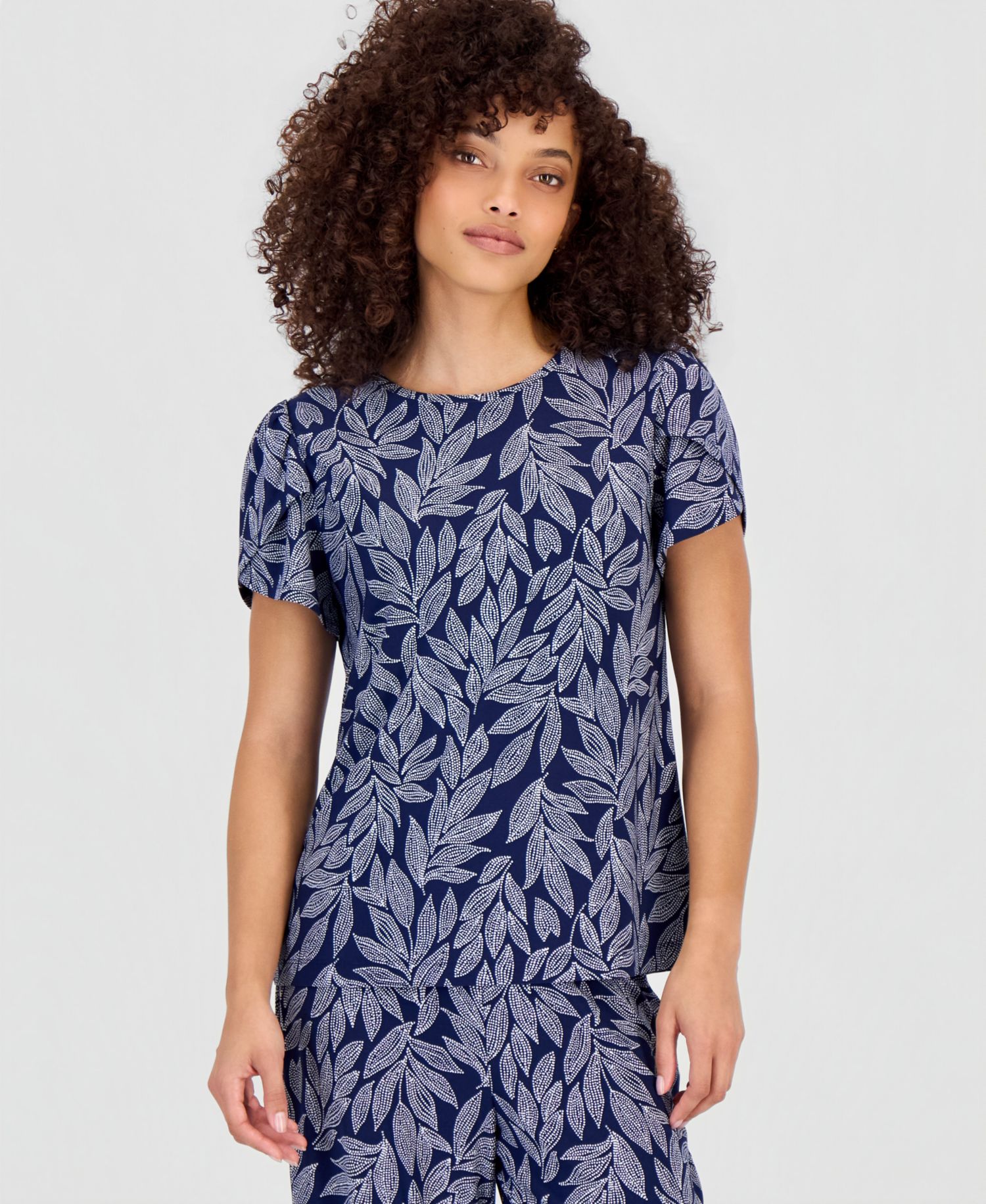 Petite Printed Tulip-Sleeve Top