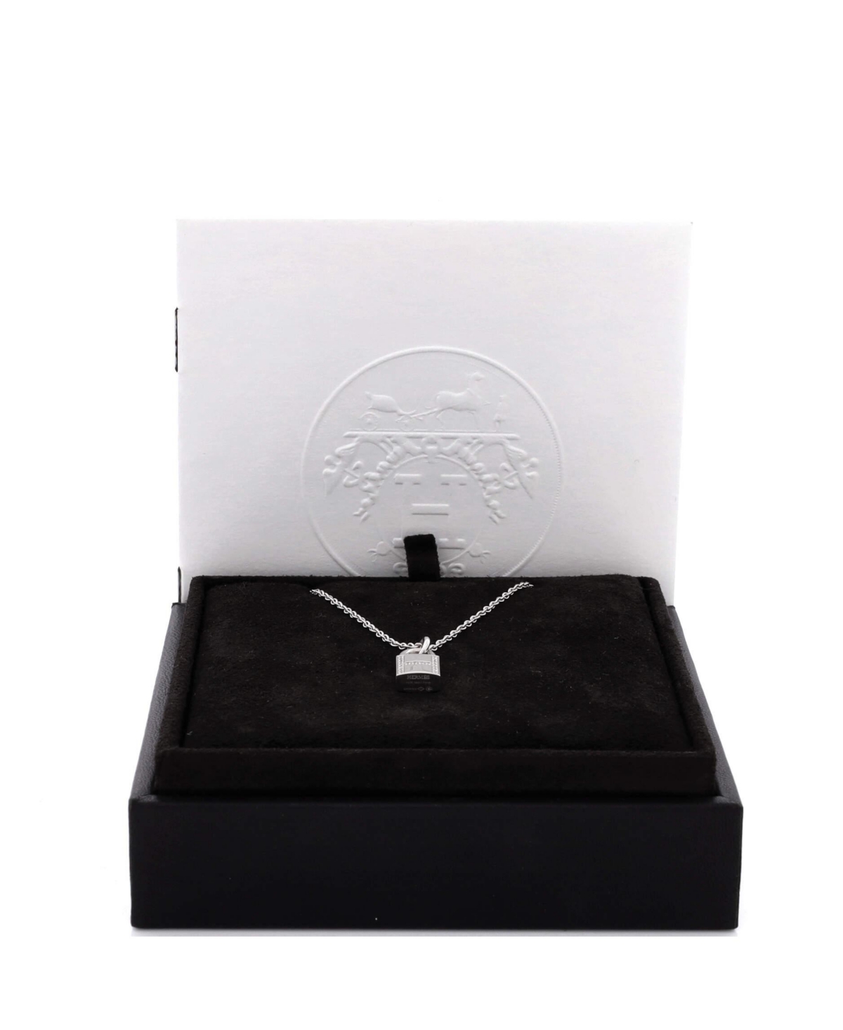 Pre-Owned HERMES Amulettes Cadenas Pendant Necklace