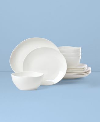 Studio 1414 Curve 12-Pc. Dinnerware Set, Service for 4