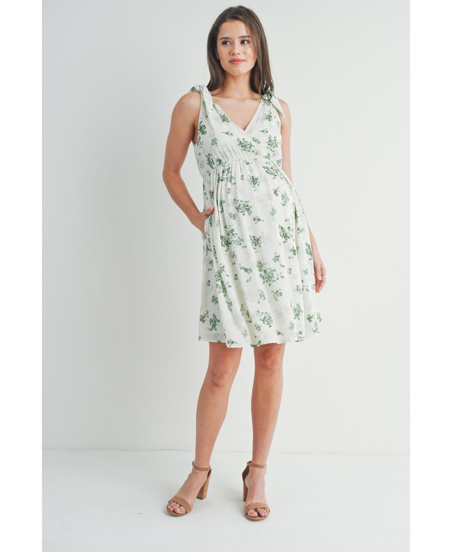 Женское платье Hello Miz Nursing Floral Empire Waist Sleeveless Dress with Pockets, цвет: Слоновая кость / Зелёный — фото 5