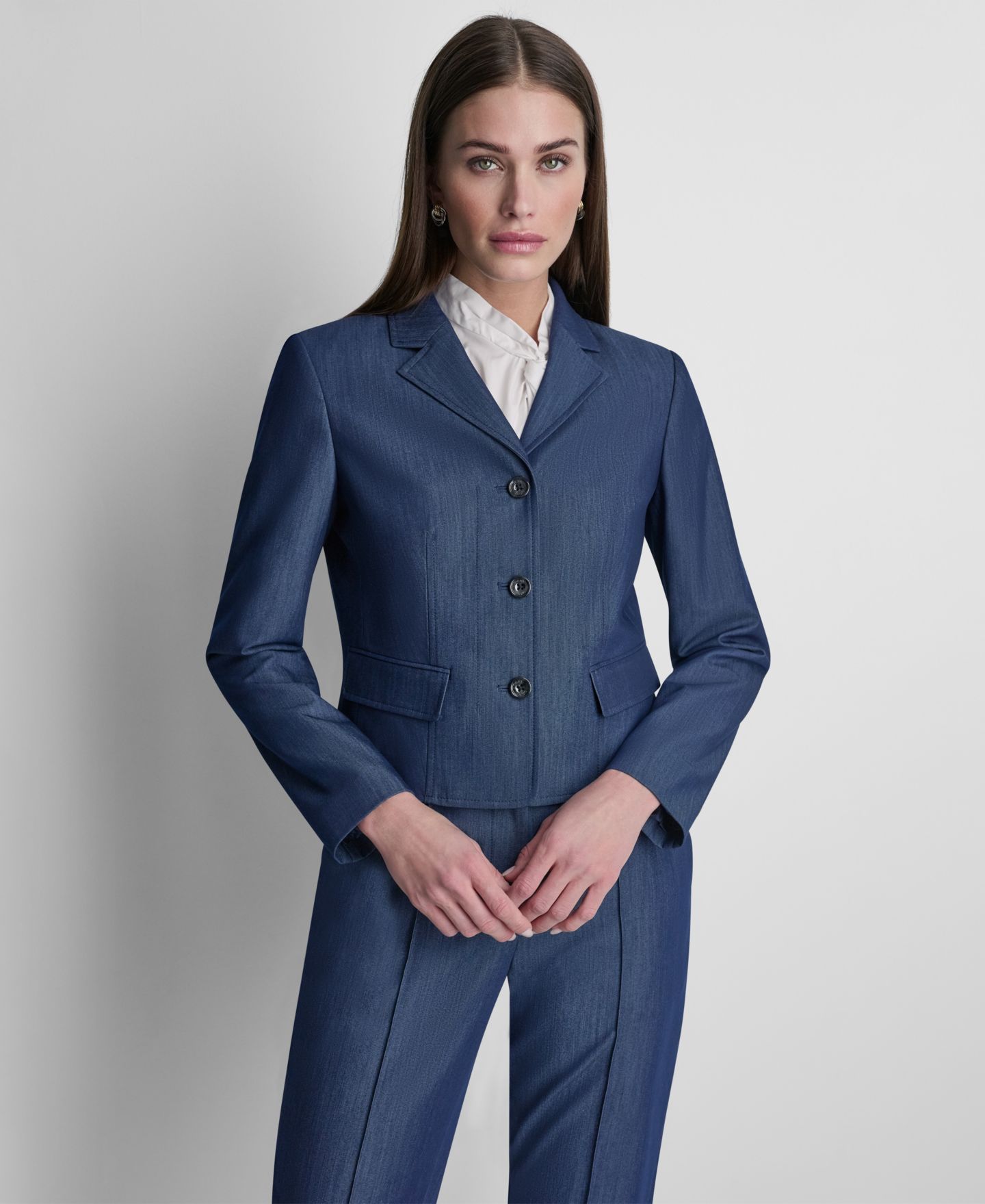Женский пиджак DKNY Denim Cropped Button-Front Blazer, цвет: Тёмный тёмно-синий — фото 1