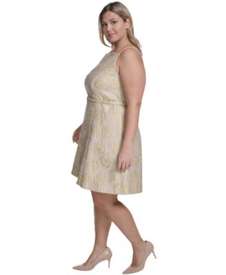 Plus Size Brocade Square Neck Sleeveless Dress