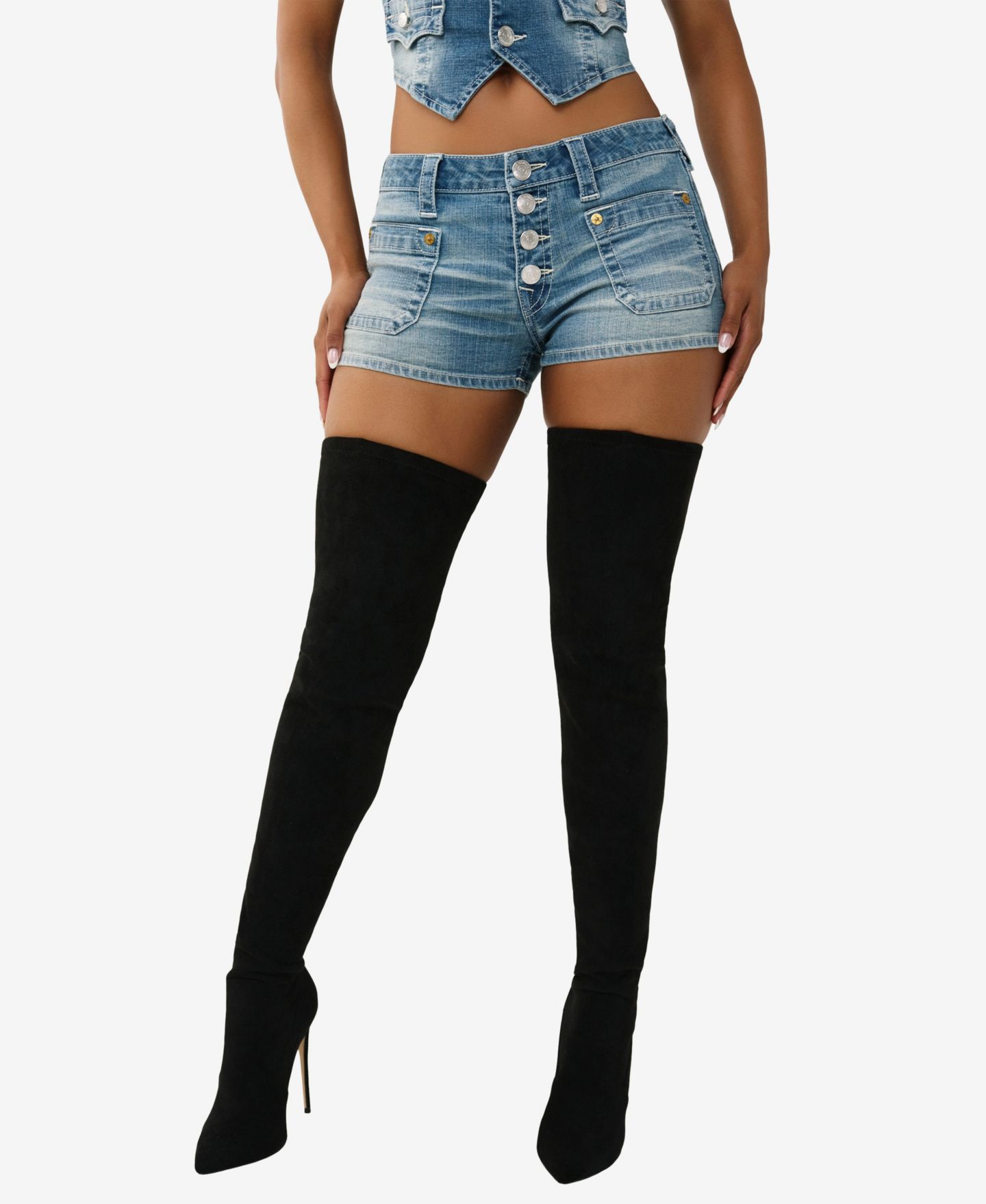 Женские шорты True Religion Front Pocket Denim Flap, цвет: Средняя варка — фото 1