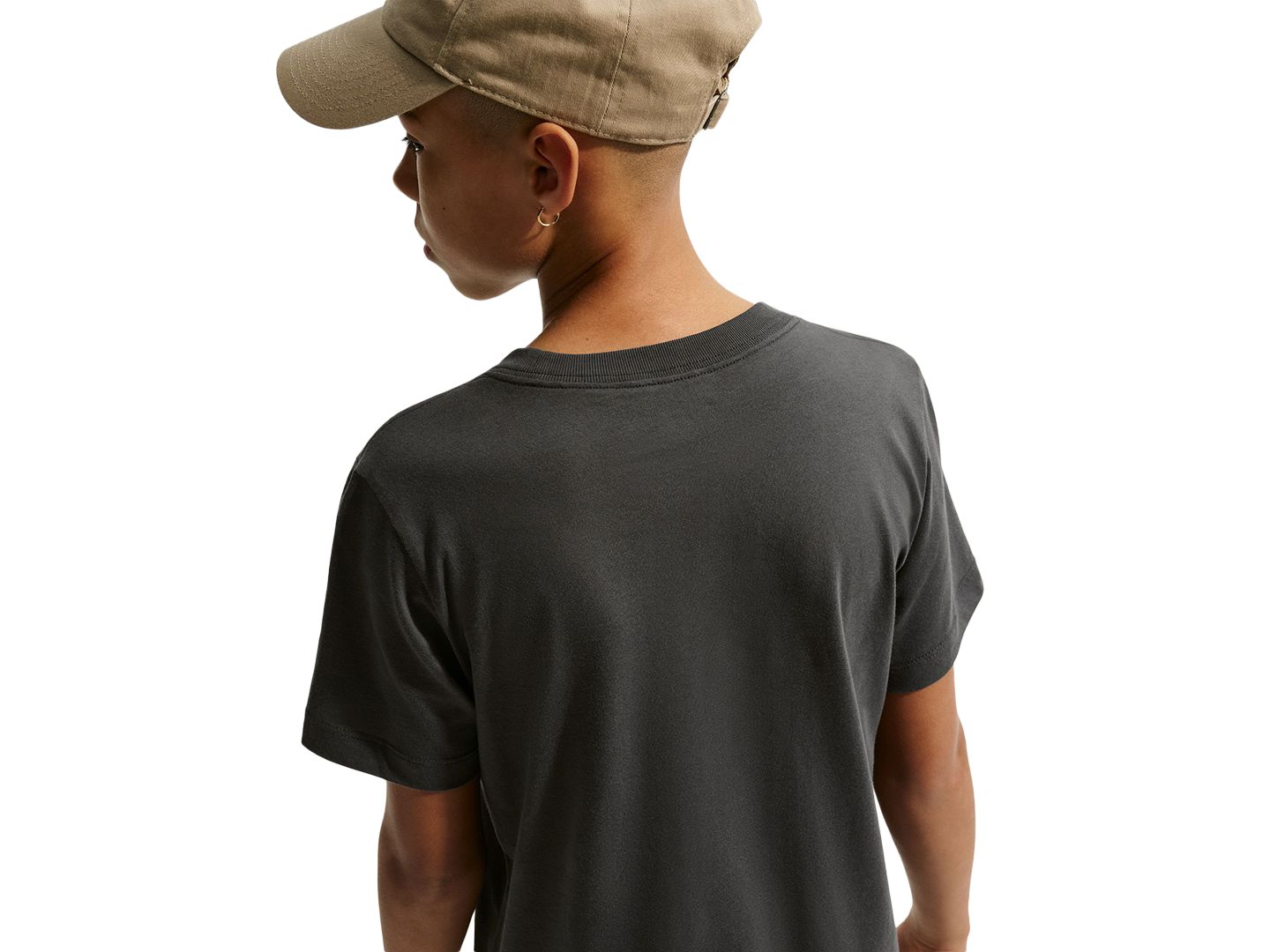 Футболка Nike Sportswear Short-Sleeve T-Shirt для мальчиков, цвет: Антрацитовый — фото 4
