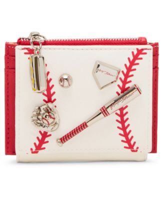 Playing The Field Wallet