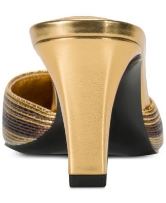 Women's Praxilla Pointed Toe Mule Pumps