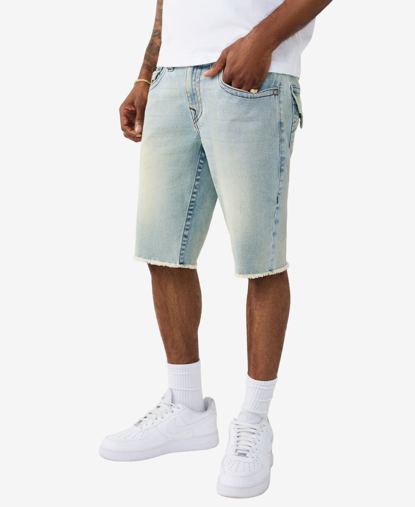 Мужские шорты True Religion Ricky Single Needle Straight Fray Hem, цвет: Выбеленная светлая варка — фото 2