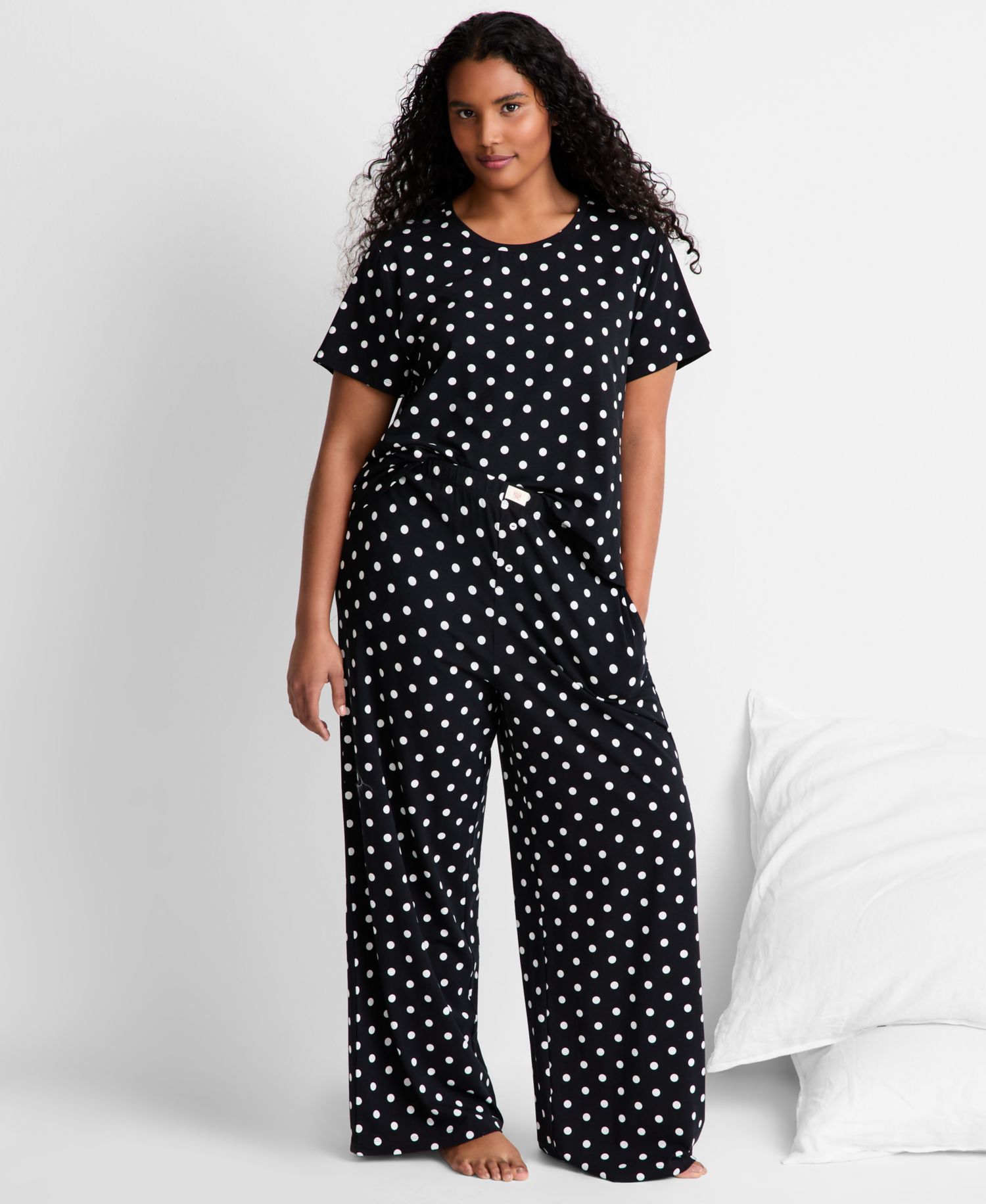 Women's Short-Sleeve Crewneck Cotton-Blend T-Shirt and Pants Set