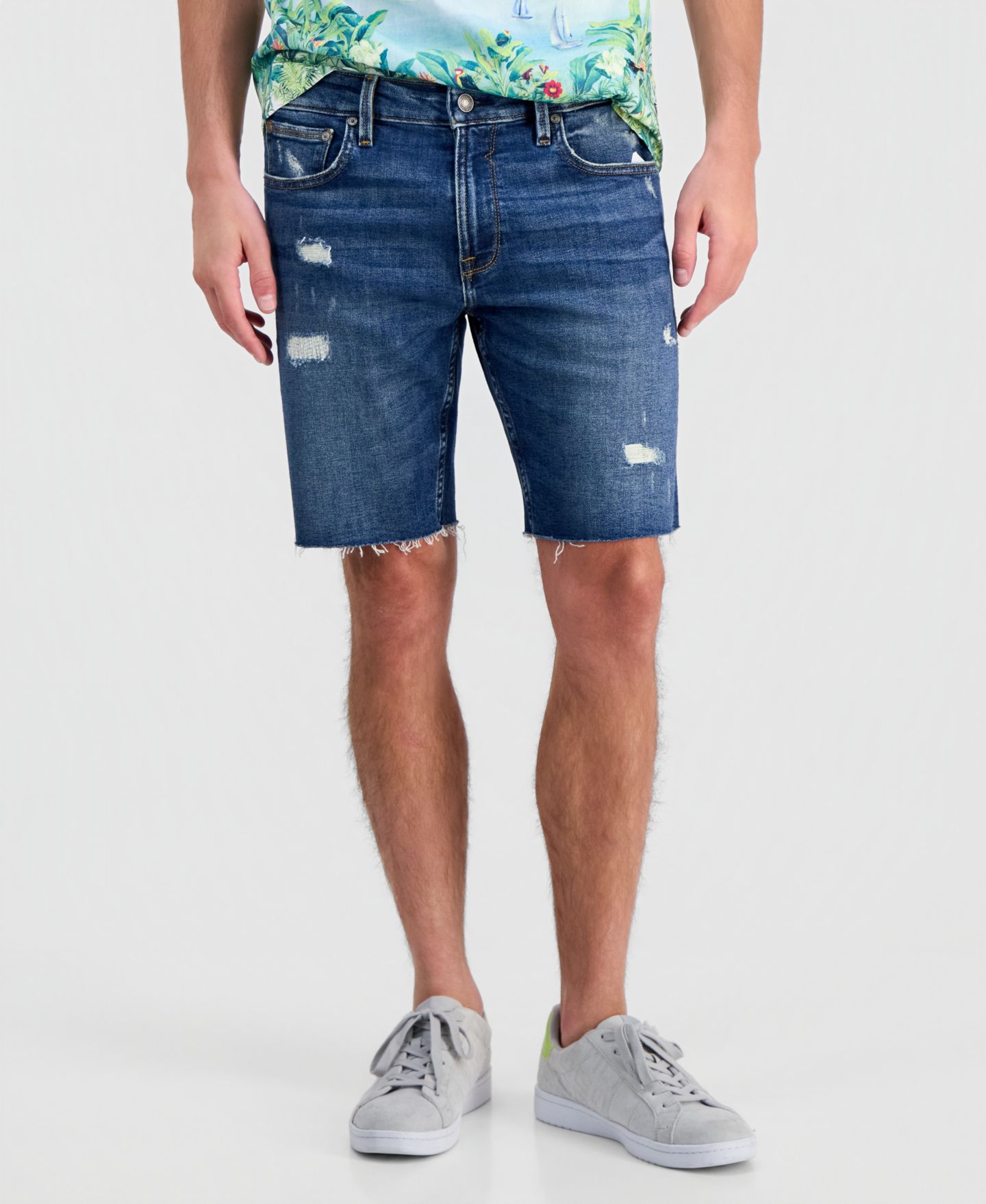 Мужские шорты GUESS Distressed Denim Slim, цвет: Sanchez — фото 2