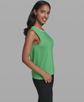 Women's Crew Neck Sleeveless Blouse
