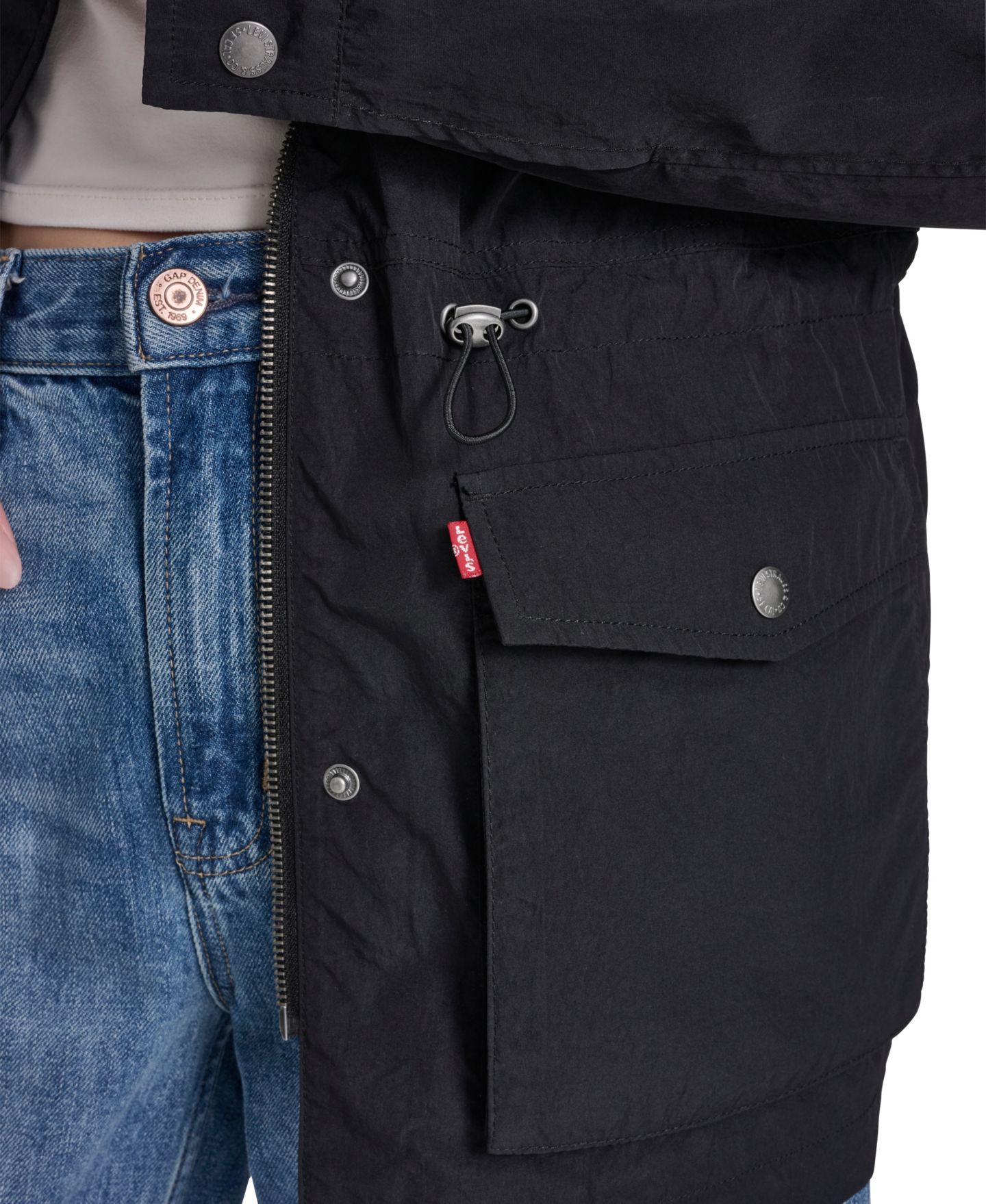 Женская куртка Levi's Cinch-Waist Hooded Rain Anorak, цвет: Чёрный — фото 4