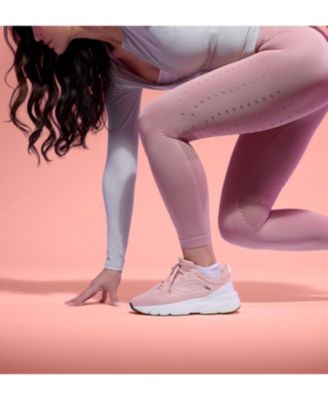 Women's Devotion Swift Round Toe Sneakers