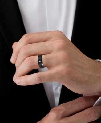 Men's Black Ceramic Diamond Bezel Ring in 14k Gold (1/10 ct. t.w.)