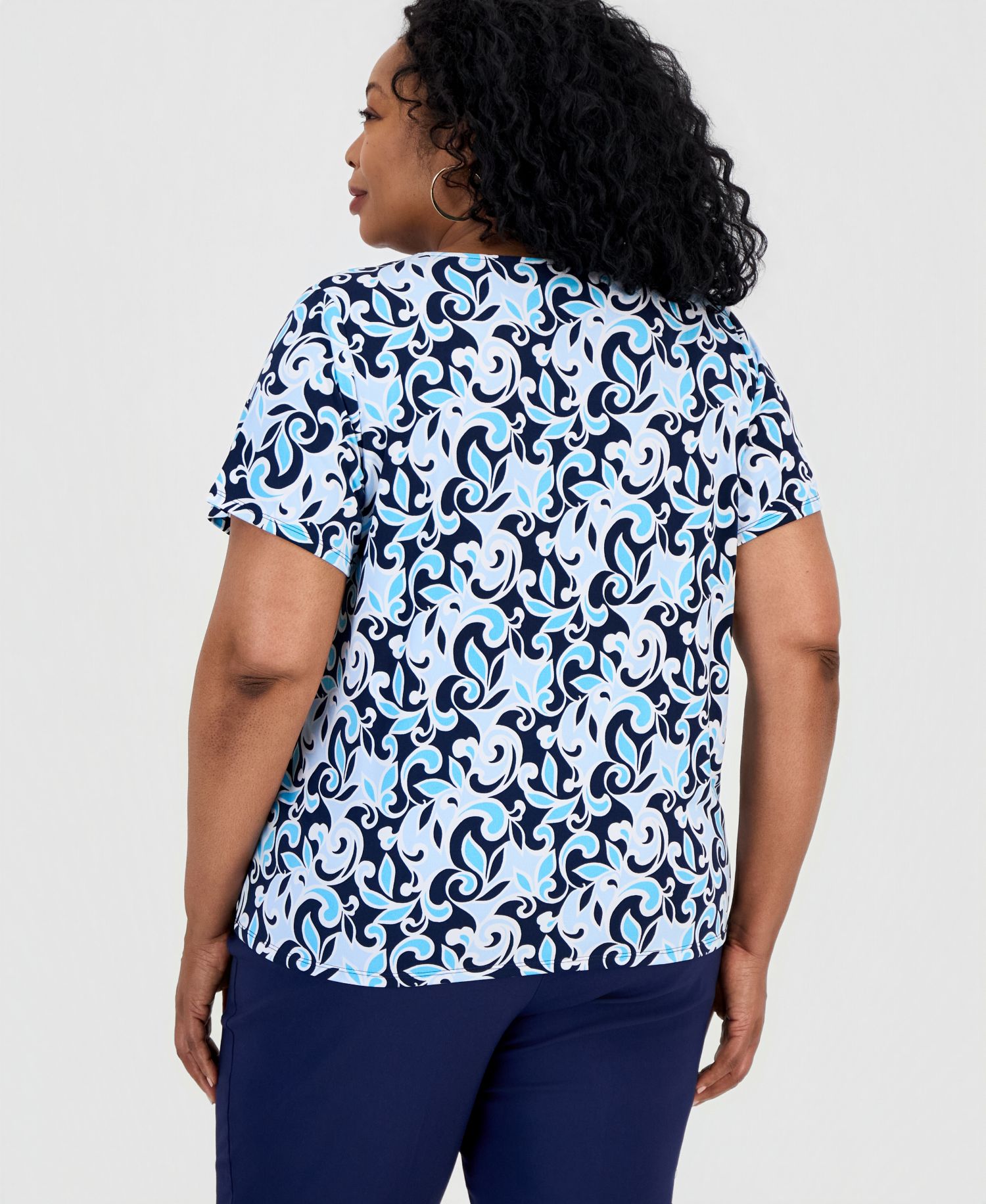 Petite Scroll Zipper V-Neck Top