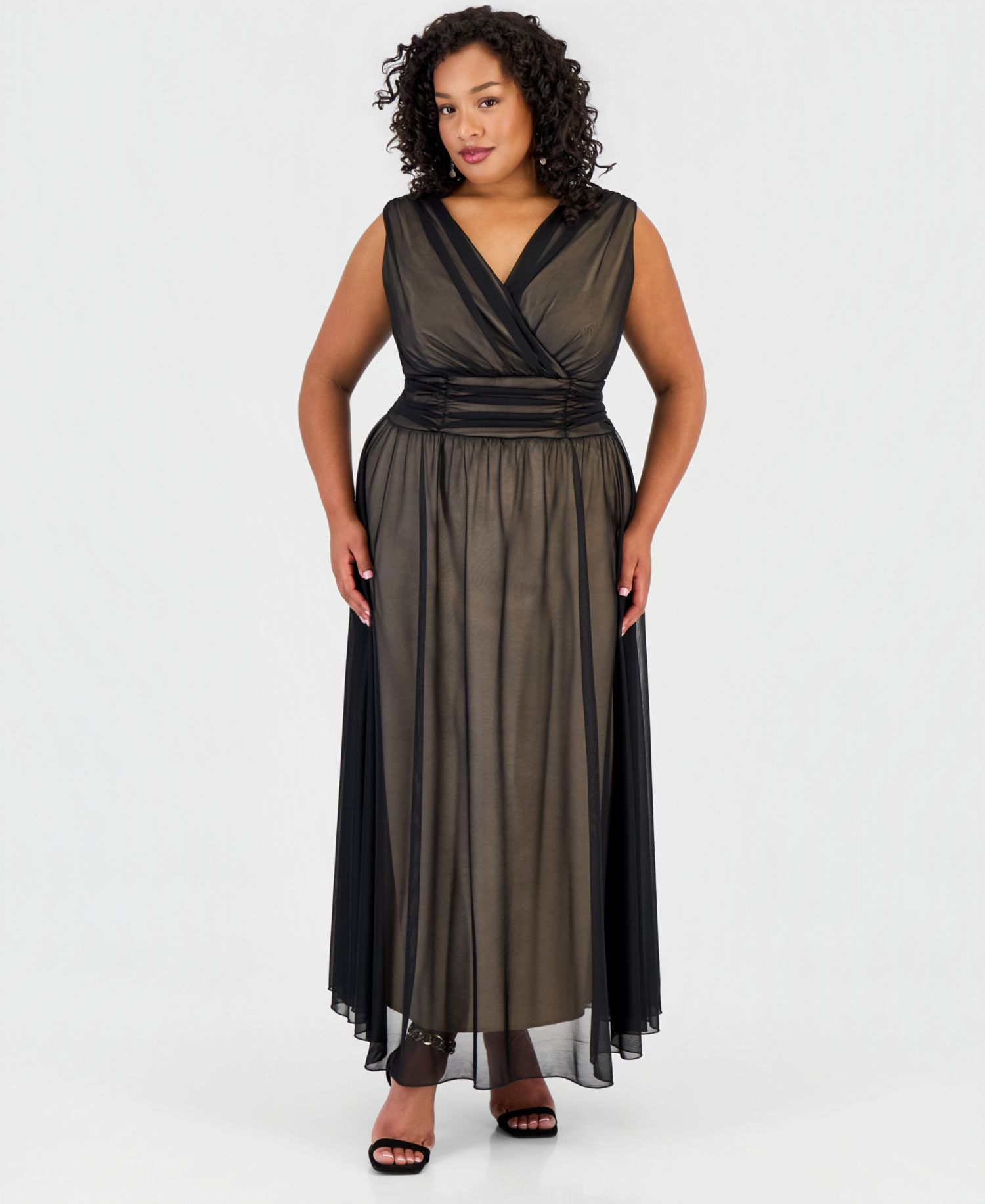 Plus Size Matte Chiffon Sleeveless V-Neck Dress