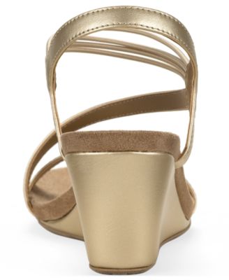 Women's Madysonn Elastic Strappy Wedge Sandals