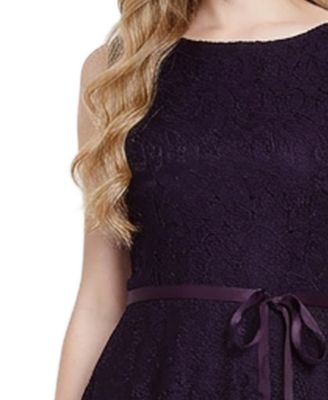Women's Sleeveless Lace Belted Dress