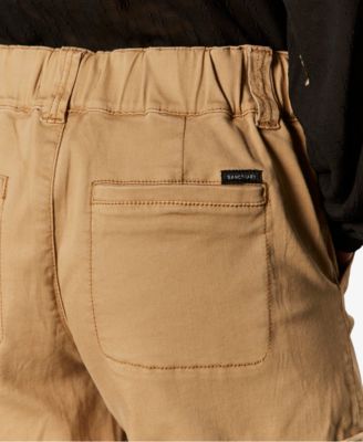 Women's Wander On Cuffed Hem Shorts