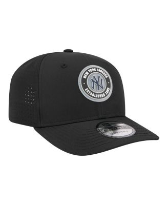 Men's Black New York Yankees Circle 9SEVENTY Adjustable Hat