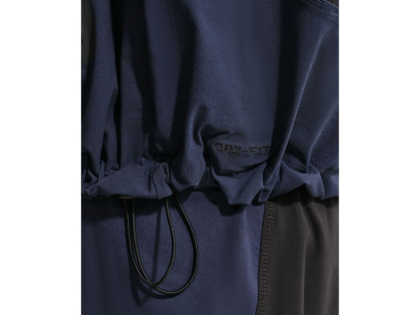 Мужская куртка Nike Tech Dri-FIT Full-Zip Windrunner, цвет: Чёрный / Обсидиановый — фото 4