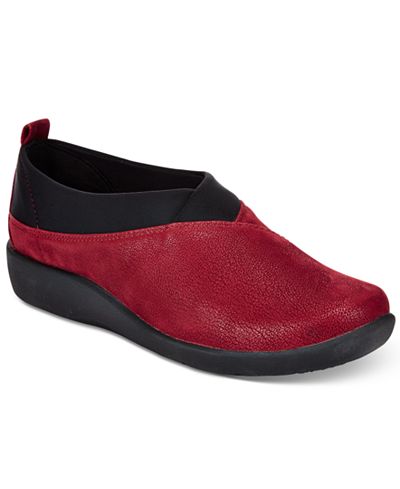 Clarks Collection Women's Cloud Steppers Sillian Greer Sneakers