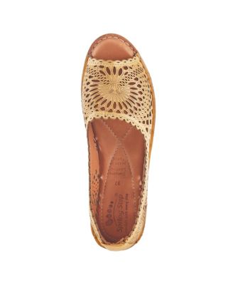 Brandal Women's Slip-On Shoe with Rubber Sole