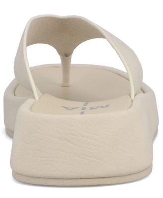 Women's Pamelia Thong Round Toe Sandals