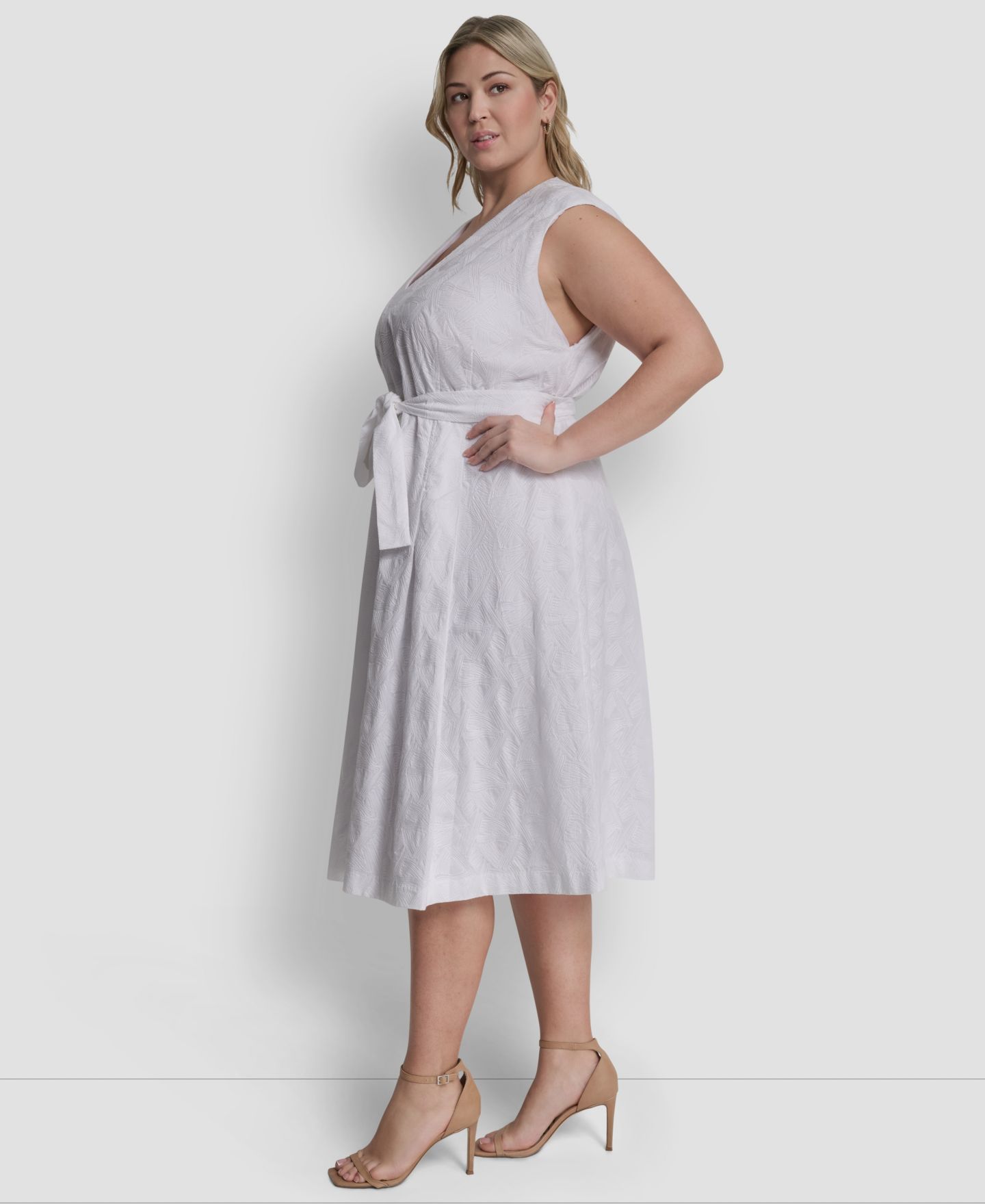 Женское платье DKNY Plus Size Sleeveless V-Neck Midi, цвет: Белый — фото 3