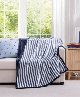 Laguna Beach Stripe Printed Plush Throw, 70" x 50"