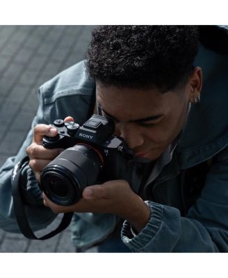 FE 28-70mm f/3.5-5.6 OSS II Lens