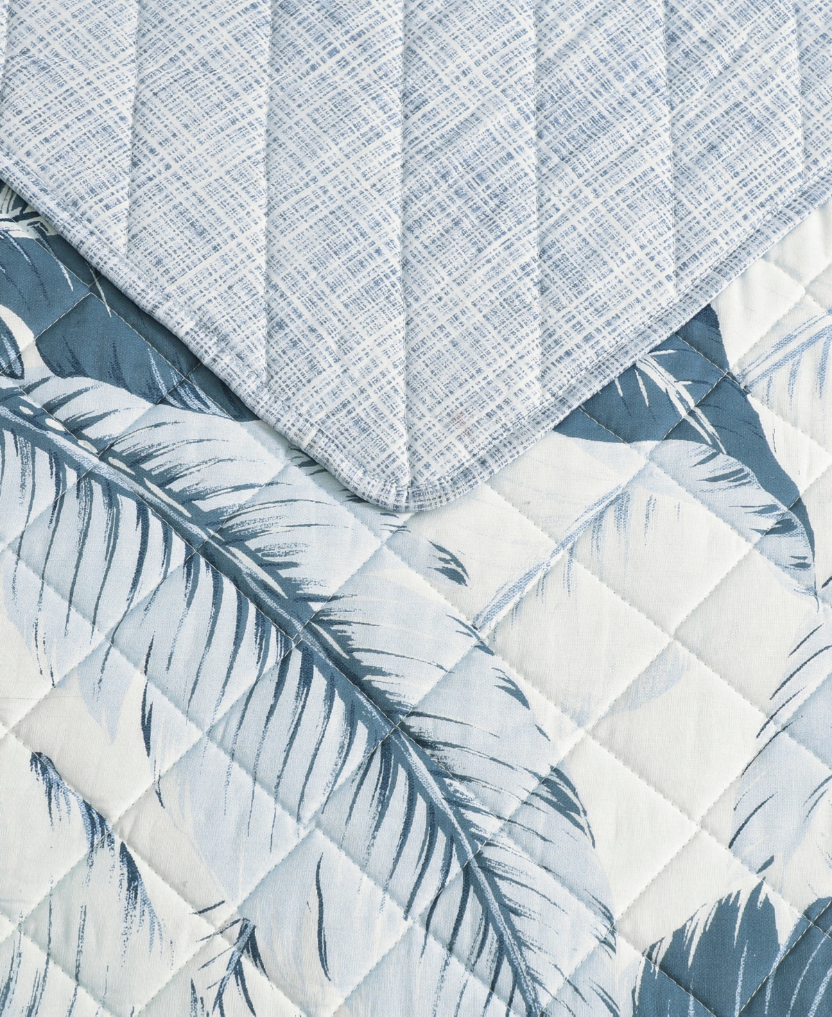 Tommy Bahama Home Vintage Palms Cotton Reversible 3-Pc. Quilt Set
