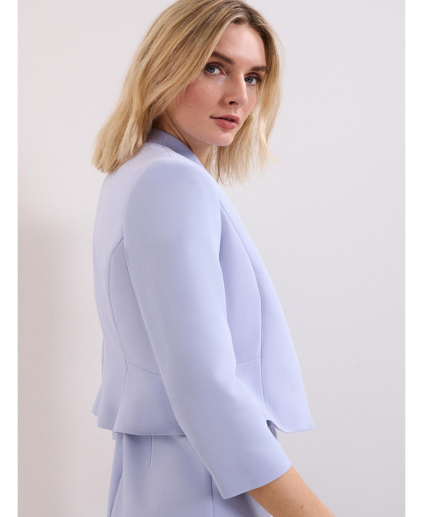 Женский пиджак Phase Eight Daisy Cropped Occasion Blazer — фото 8