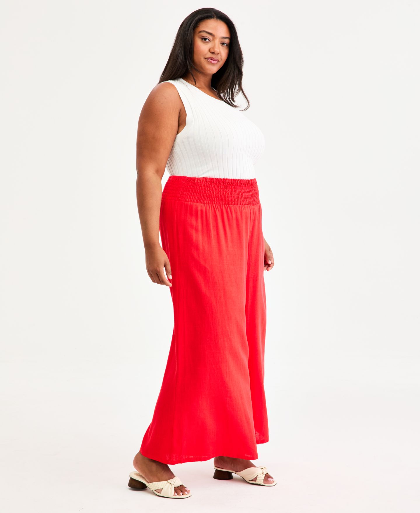 Женские брюки Vince Camuto Plus Size Cropped Wide-Leg, цвет: Красный — фото 6