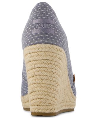 Women's Essential Slip-On Wedge Sandals