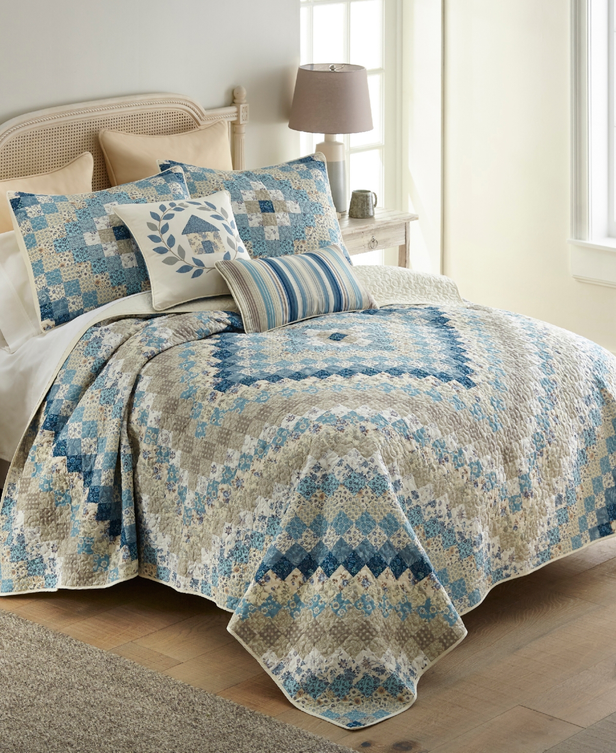 Donna Sharp Diamond Ultra-Comfort 3-Pc. Quilt Set