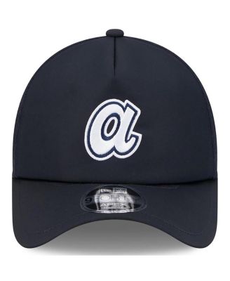 Men's Navy Atlanta Braves 2026 Batting Practice Alternate Apex 9FORTY Adjustable Hat
