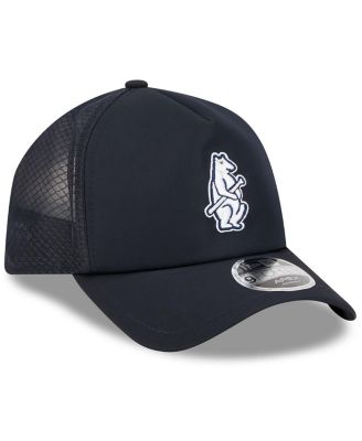 Men's Navy Chicago Cubs 2026 Batting Practice Alternate Apex 9FORTY Adjustable Hat