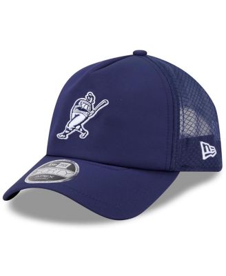 Men's Navy Milwaukee Brewers 2026 Batting Practice Alternate Apex 9FORTY Adjustable Hat