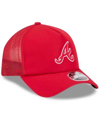Men's Red Atlanta Braves 2026 Batting Practice Apex 9FORTY Adjustable Trucker Hat