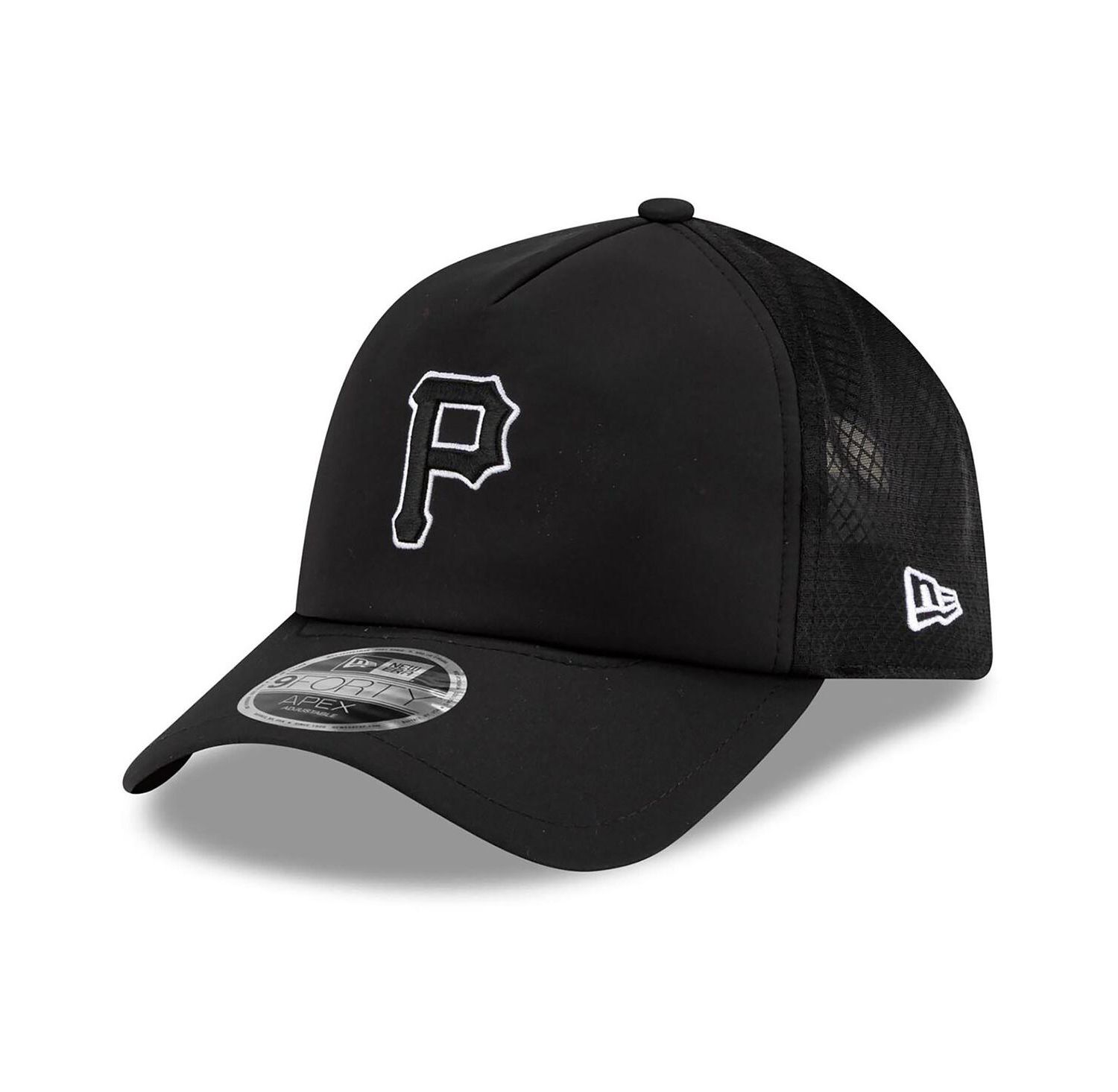 Men's Black Pittsburgh Pirates 2026 Batting Practice Apex 9FORTY Adjustable Trucker Hat