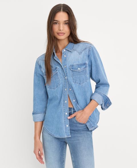 Женская рубашка Good American Dolly Slim-Fit Long-Sleeve Denim Shirt, цвет: Светлый синий
