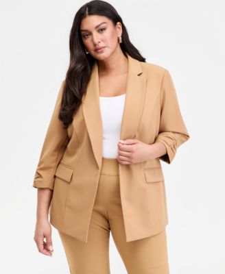 Plus Size Kiss-Front 3/4-Sleeve Blazer