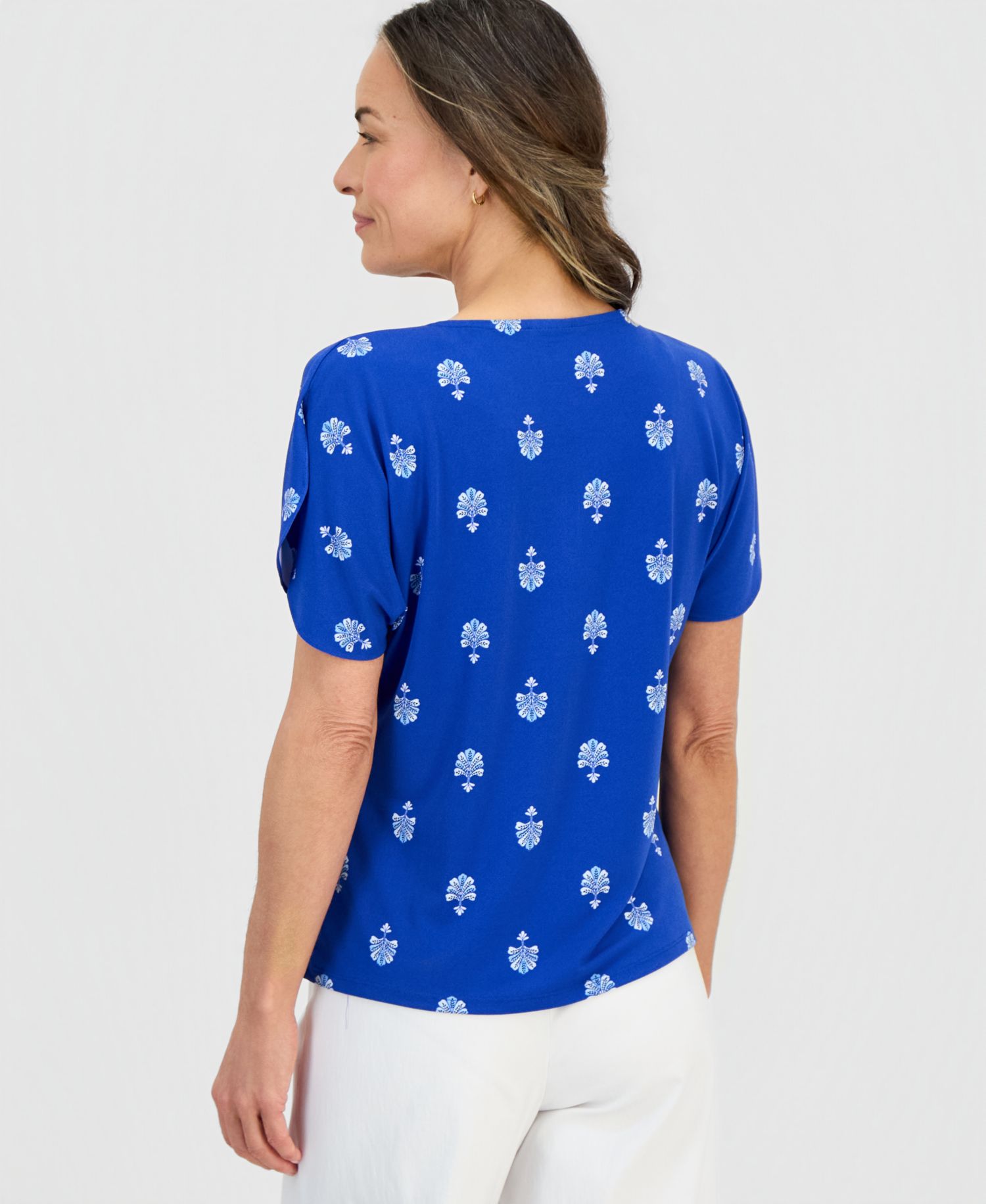 Petite Painted Fan Keyhole Short-Sleeve Top
